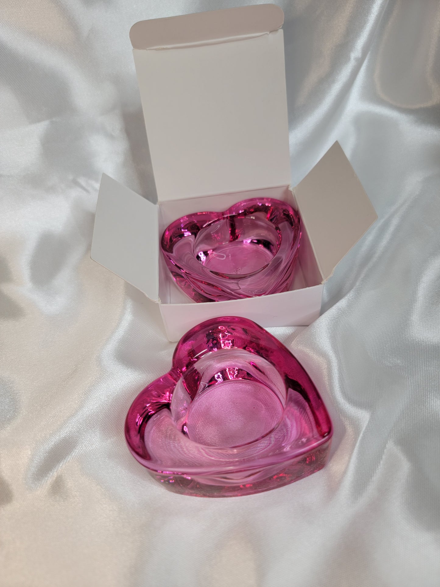 Pink Heart Shape Dappen Dish